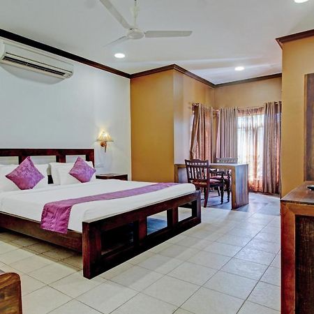 Treebo Premium Travancore Palace Cherthala Alappuzha Exterior photo