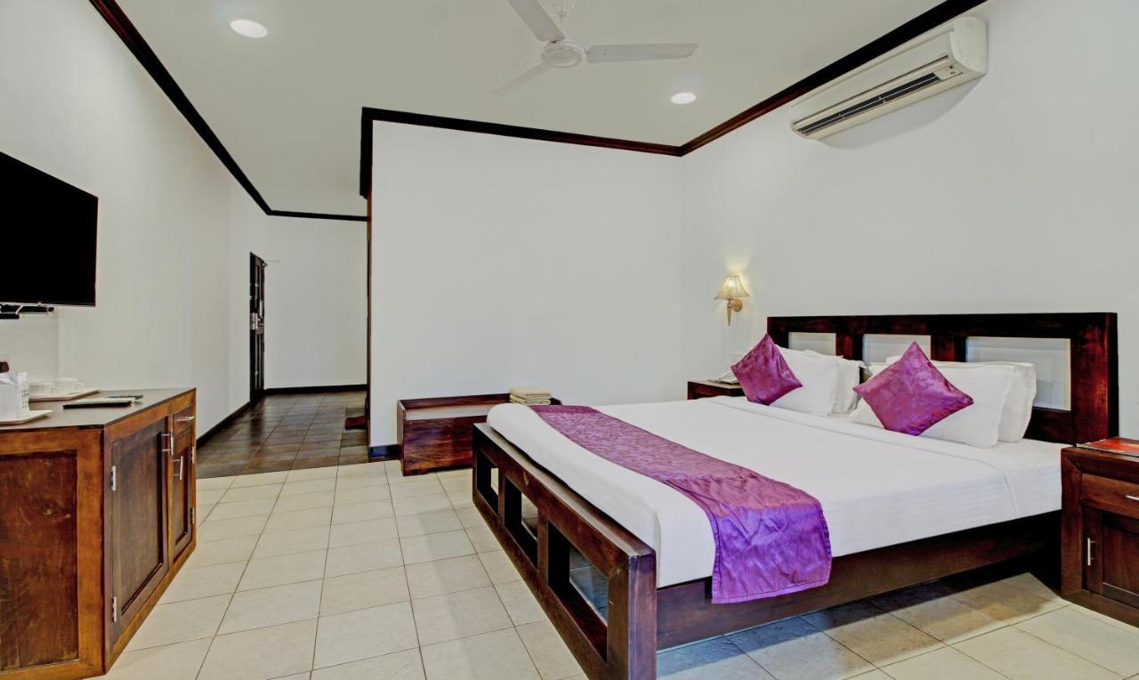 Treebo Premium Travancore Palace Cherthala Alappuzha Exterior photo
