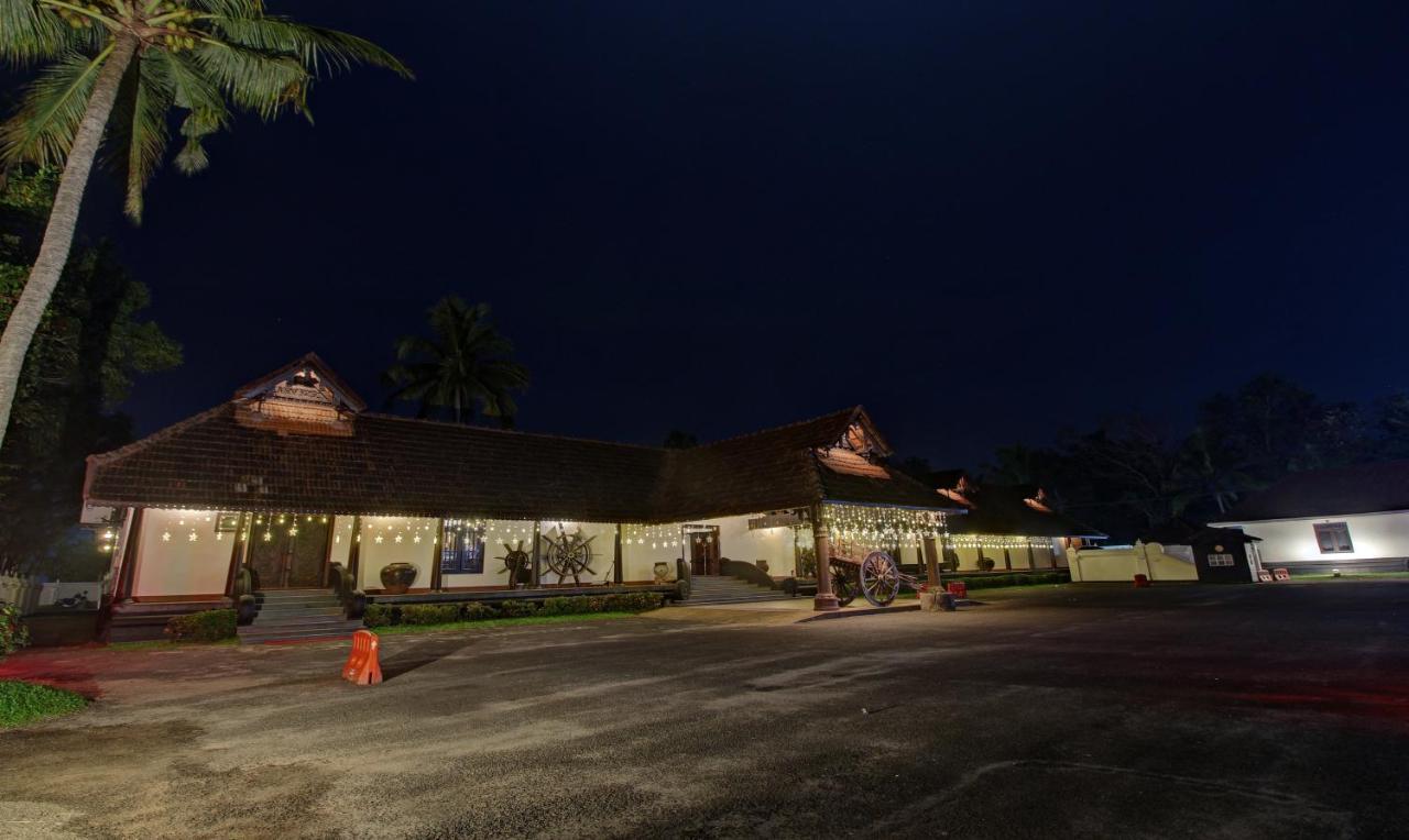 Treebo Premium Travancore Palace Cherthala Alappuzha Exterior photo