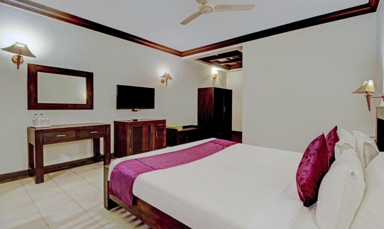 Treebo Premium Travancore Palace Cherthala Alappuzha Exterior photo