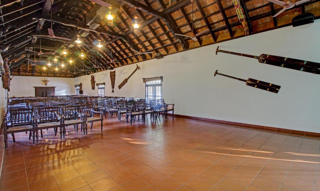 Treebo Premium Travancore Palace Cherthala Alappuzha Exterior photo