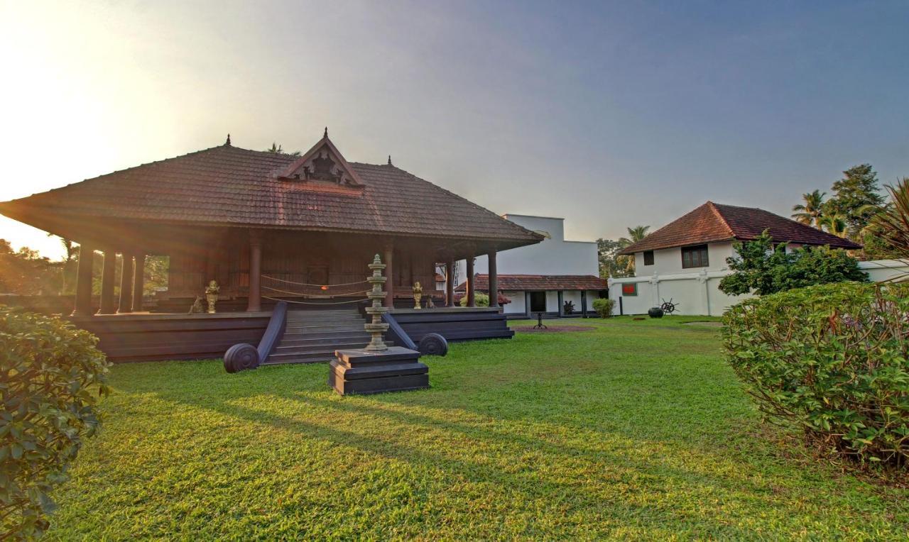 Treebo Premium Travancore Palace Cherthala Alappuzha Exterior photo