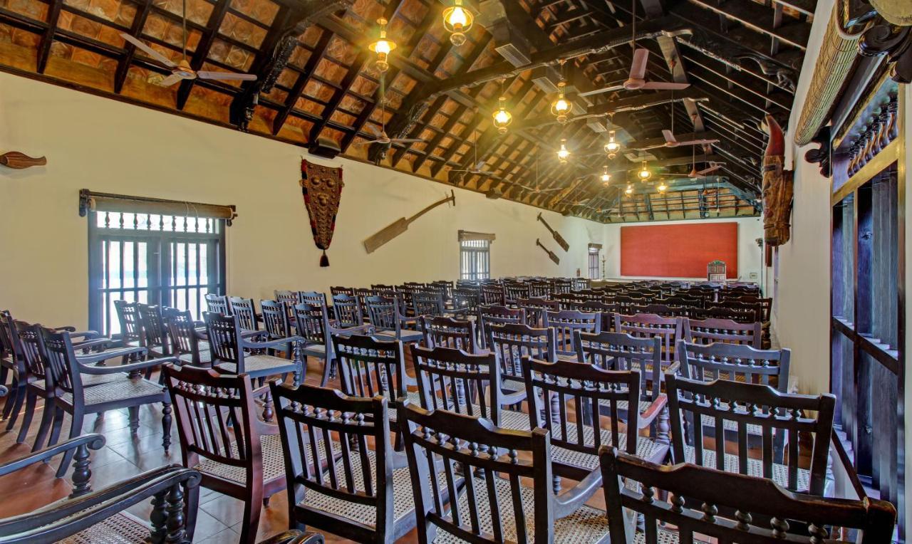 Treebo Premium Travancore Palace Cherthala Alappuzha Exterior photo