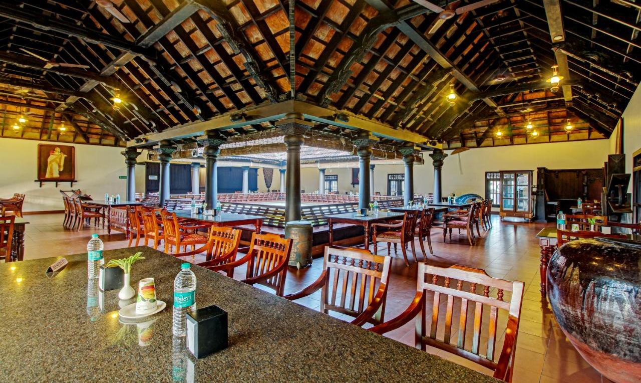 Treebo Premium Travancore Palace Cherthala Alappuzha Exterior photo