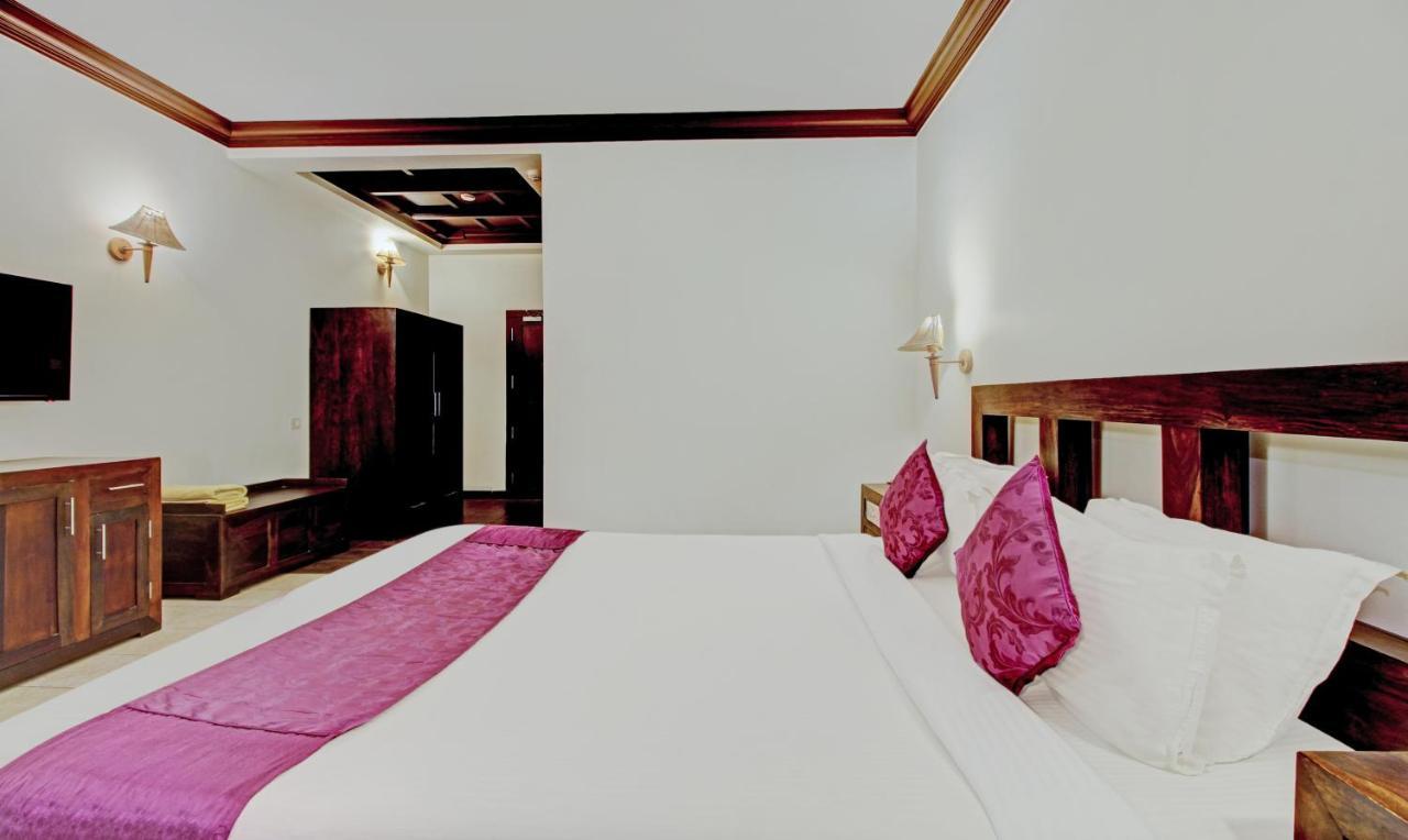 Treebo Premium Travancore Palace Cherthala Alappuzha Exterior photo