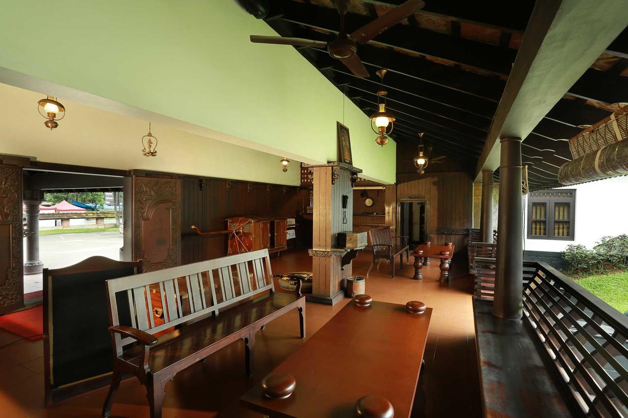 Treebo Premium Travancore Palace Cherthala Alappuzha Exterior photo