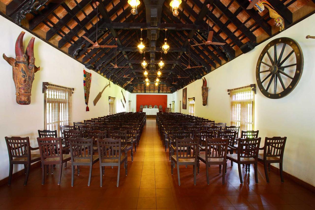Treebo Premium Travancore Palace Cherthala Alappuzha Exterior photo