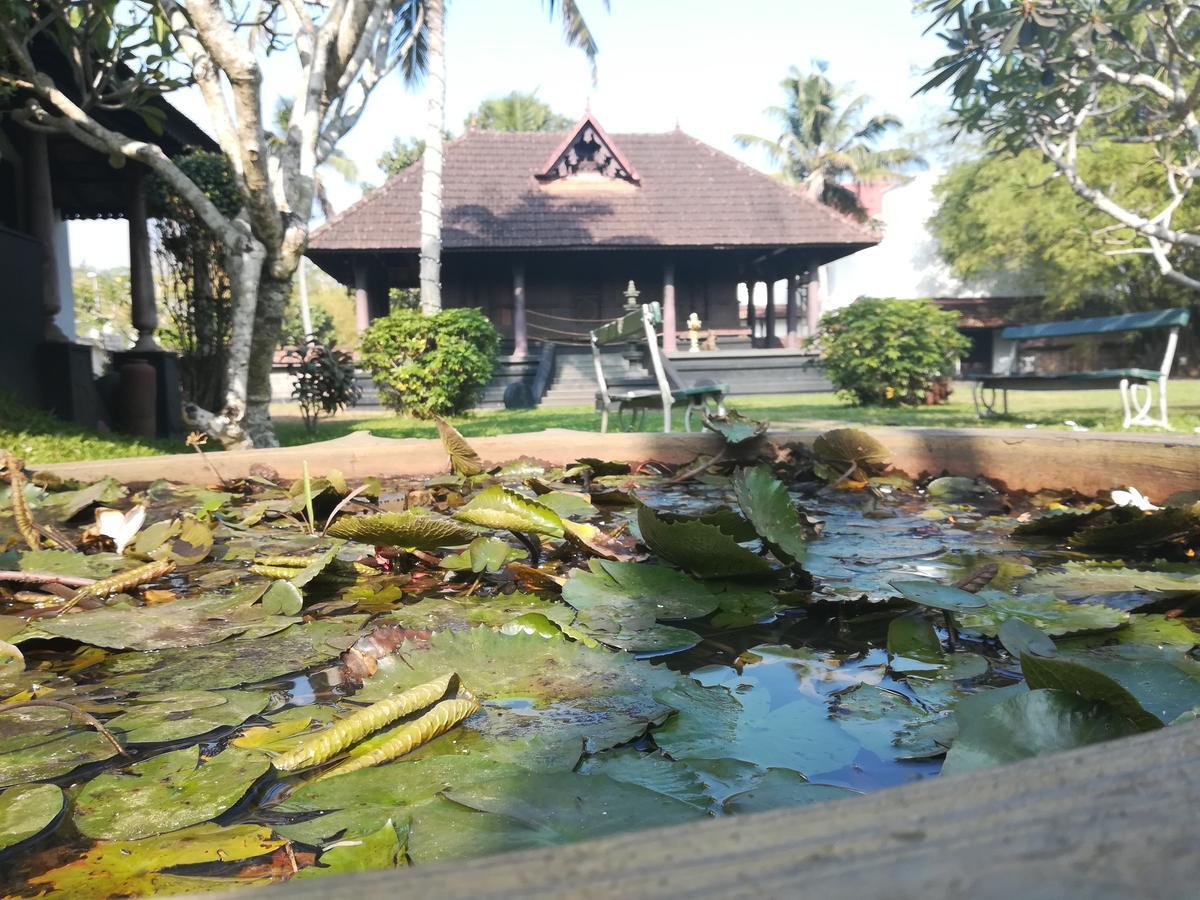 Treebo Premium Travancore Palace Cherthala Alappuzha Exterior photo
